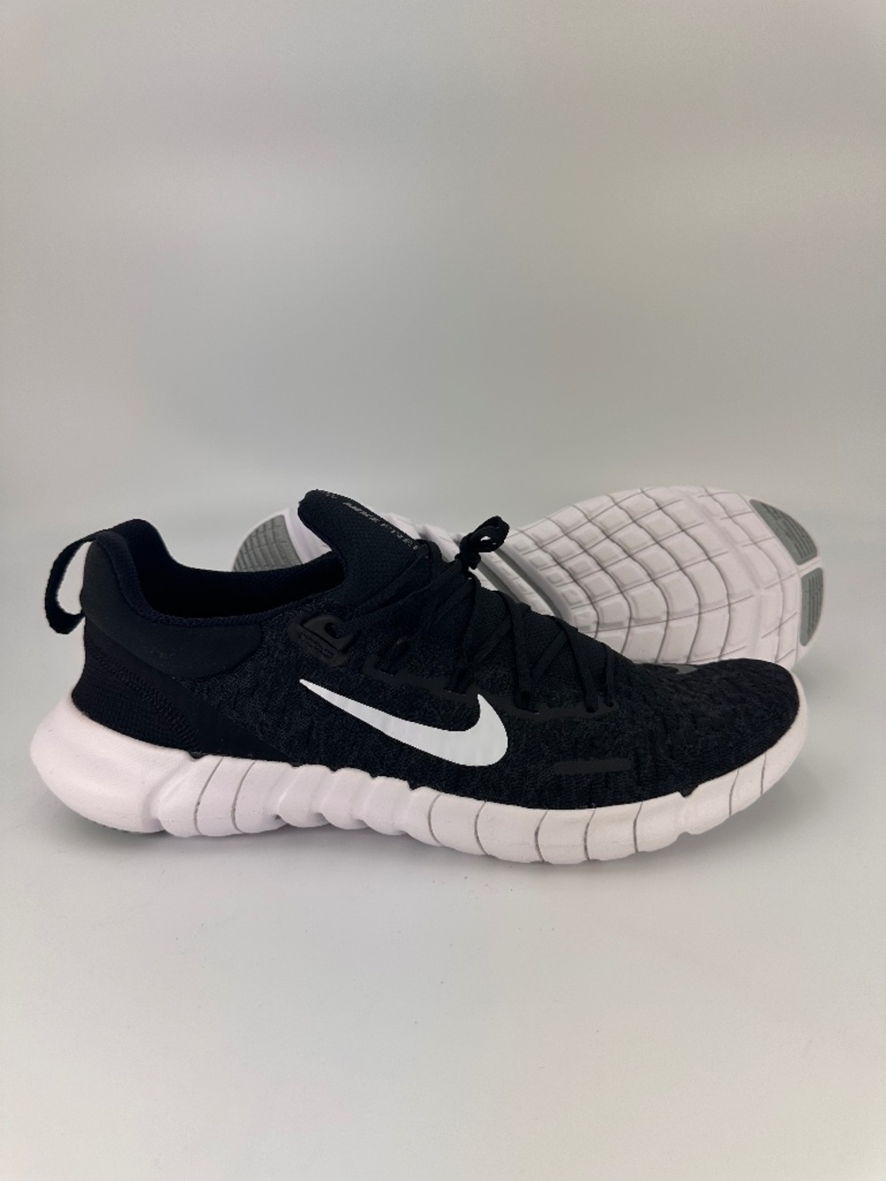 Nike Free Run 5.0 Black White casual walking running shoe CZ1884-001 Mens
